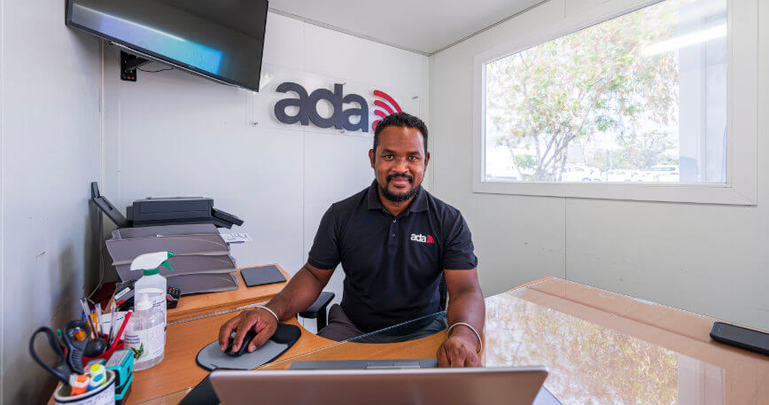 Agent d'accueil de l'agence ADA Location, Le Port Réunion