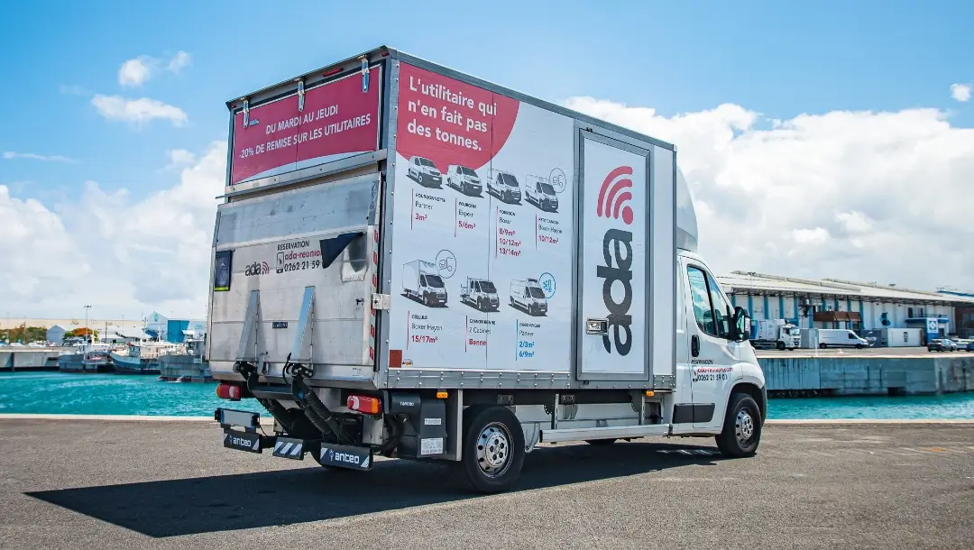 ADA Réunion location, Catégorie Camion cellule 15m³ avec Hayon