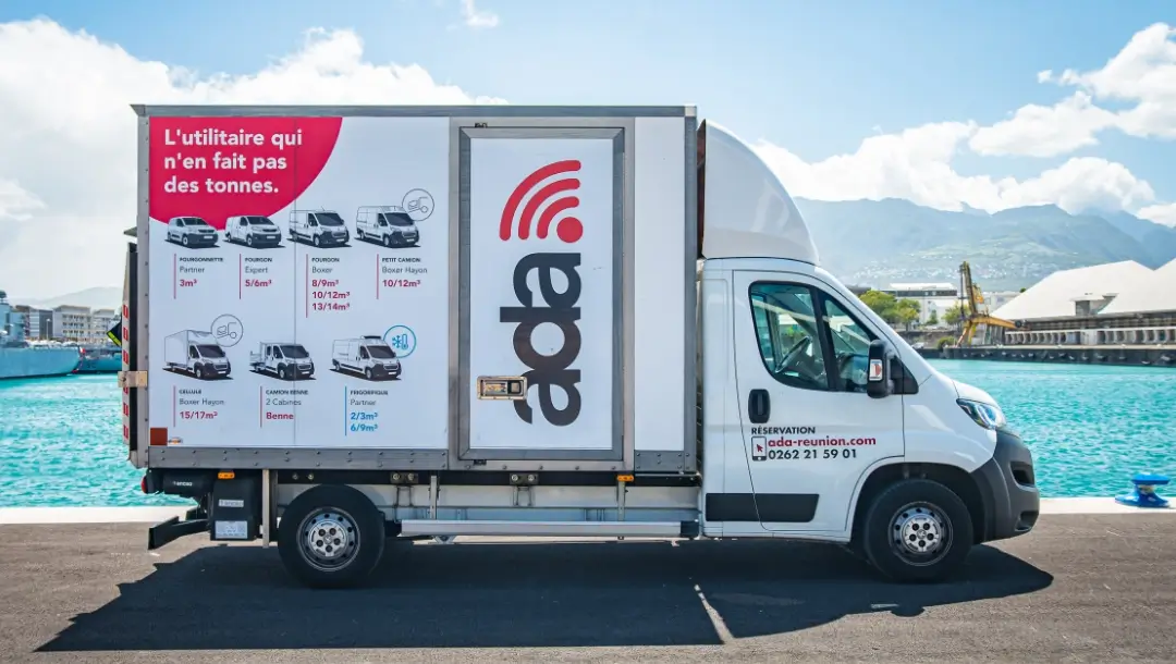 ADA Réunion location, Catégorie Camion cellule 15m³ avec Hayon