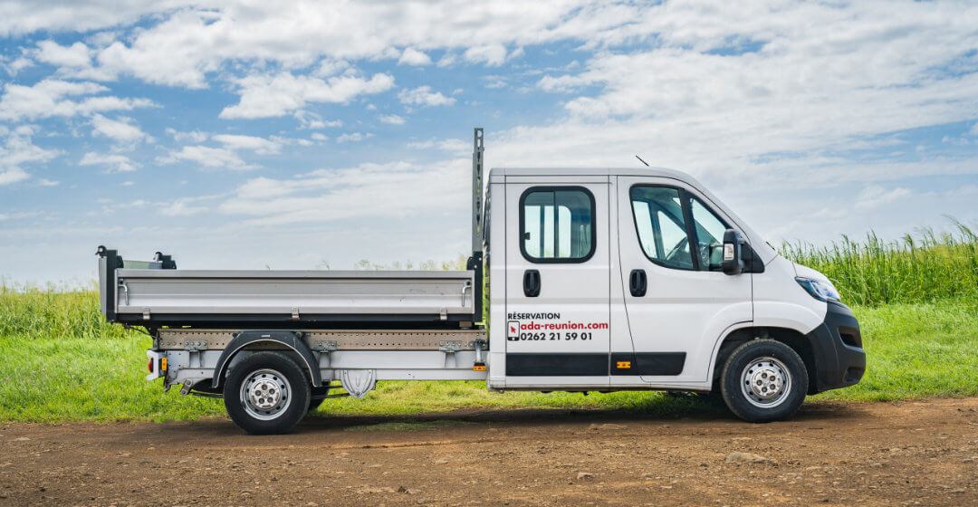 ADA Réunion location d'utilitaires, catégorie Camion Benne